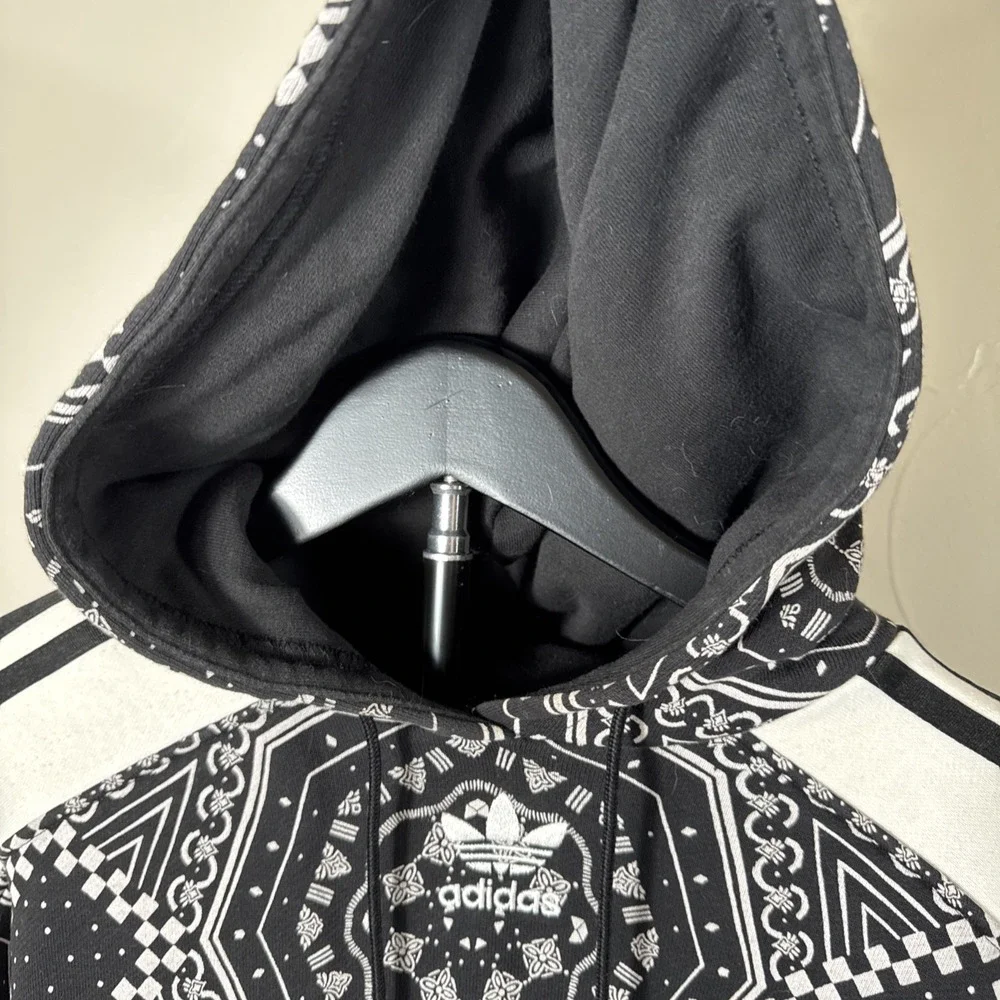 Adidas Womens Cropped Hoodie‎ Size Small  Black White Long Sleeve Pullover